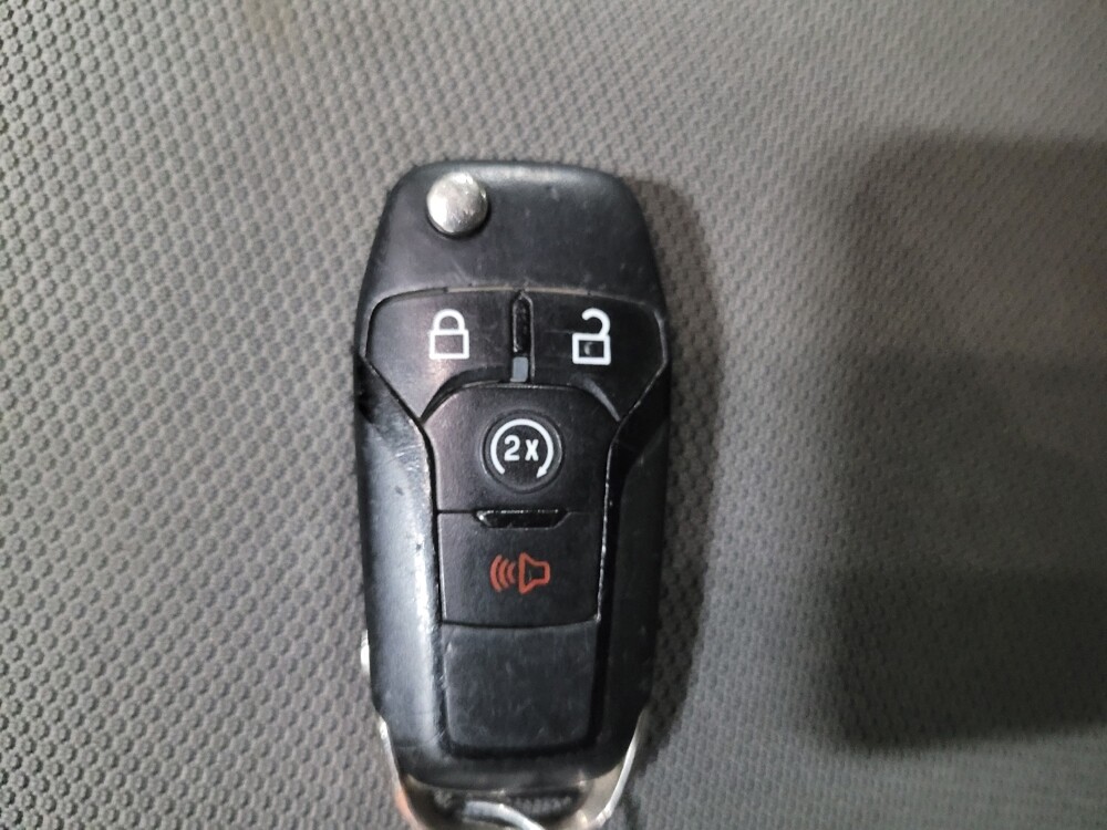 2016 Ford F150 in Pittsburgh, PA 15237 - 18098620 32