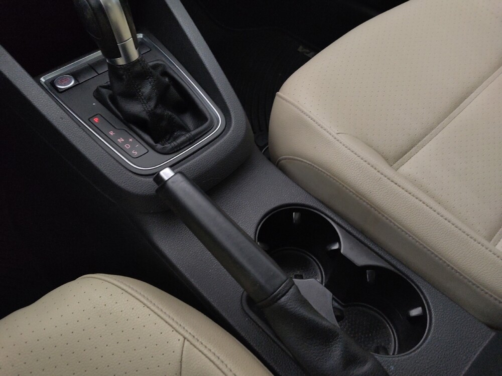 2017 Volkswagen Jetta in St. Louis, MO 63136 - 18098627 26