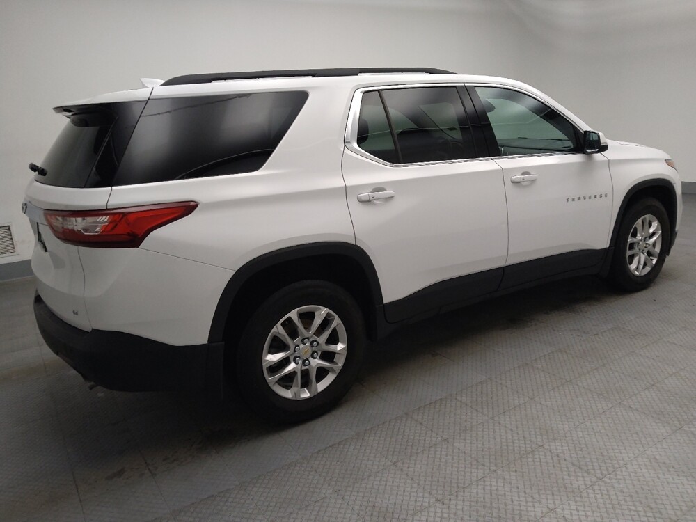 2020 Chevrolet Traverse in Des Moines, IA 50310 - 18098630 10