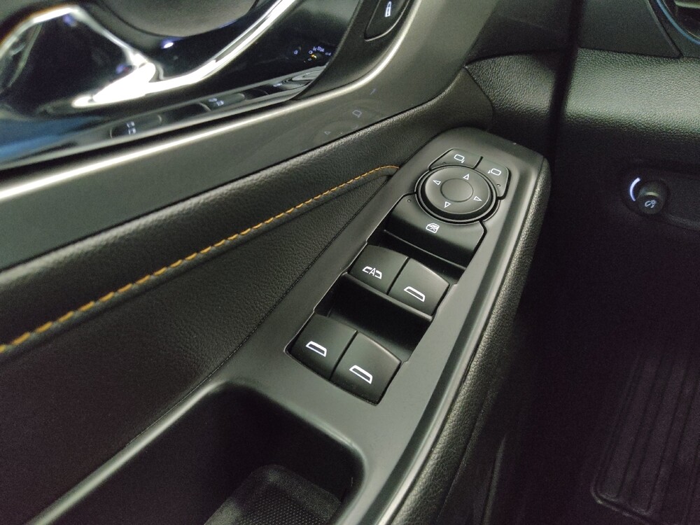 2020 Chevrolet Traverse in Des Moines, IA 50310 - 18098630 27