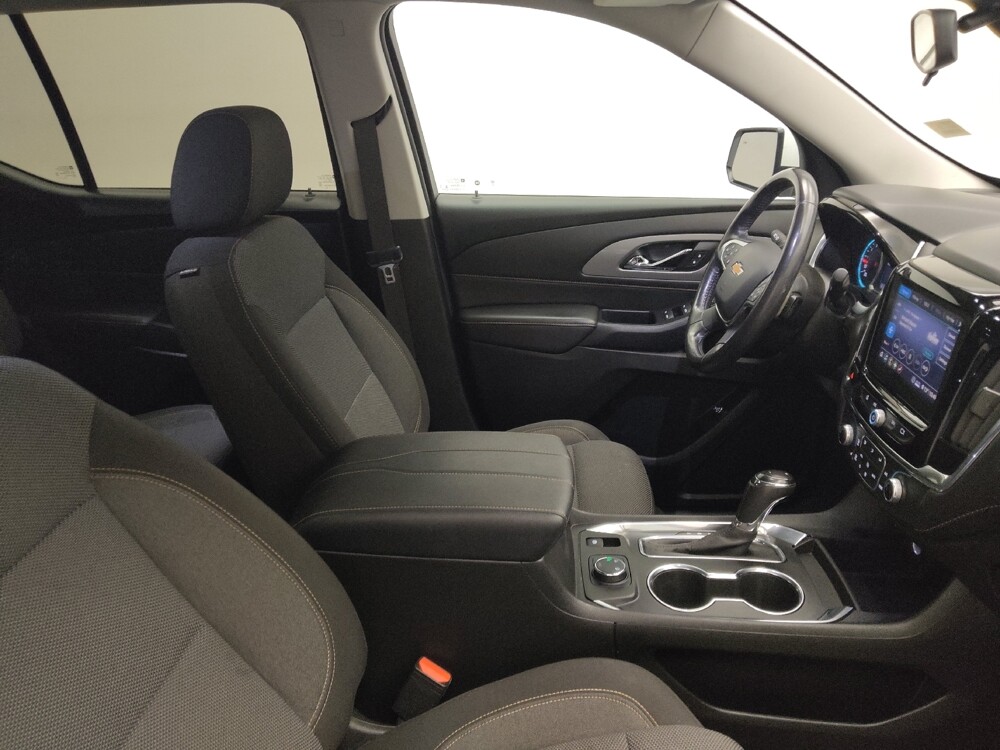 2020 Chevrolet Traverse in Des Moines, IA 50310 - 18098630 21