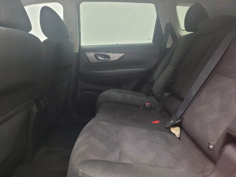 2016 Nissan Rogue in Eastpointe, MI 48021 - 18098631 18