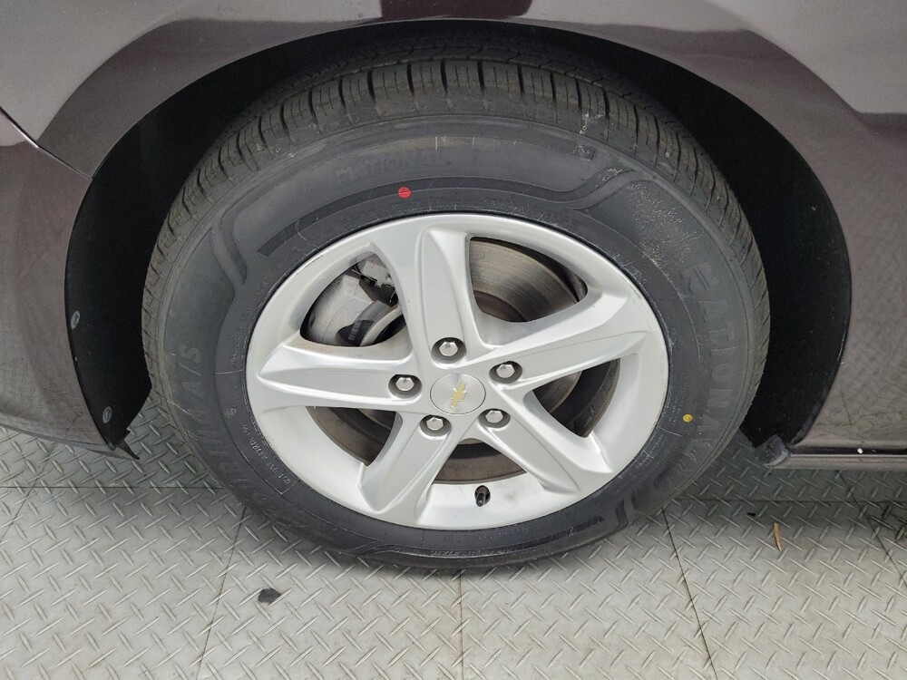 2020 Chevrolet Malibu in Las Vegas, NV 89104 - 18098635 31