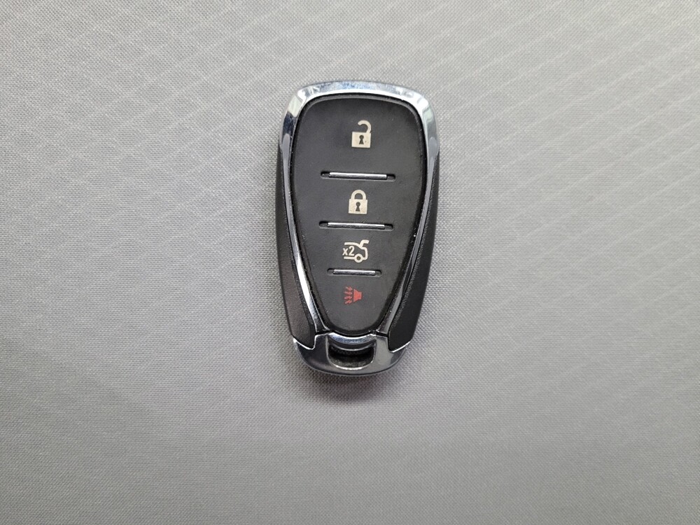 2020 Chevrolet Malibu in Las Vegas, NV 89104 - 18098635 32