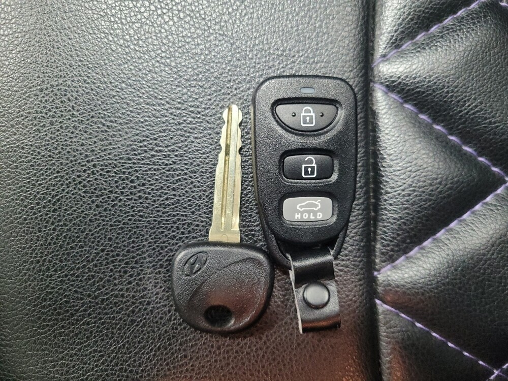 2020 Hyundai Elantra in Macon, GA 31210 - 18098637 32