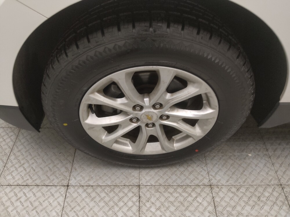 2018 Chevrolet Equinox in Lombard, IL 60148 - 18098639 31