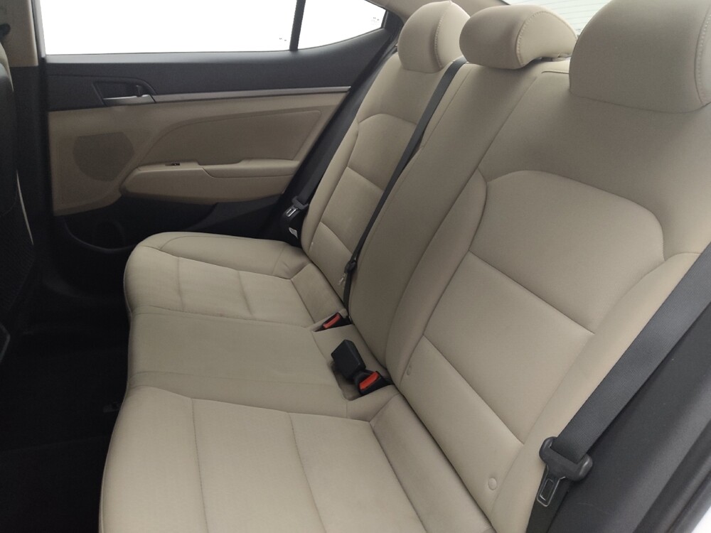 2017 Hyundai Elantra in Hialeah, FL 33014 - 18098643 18