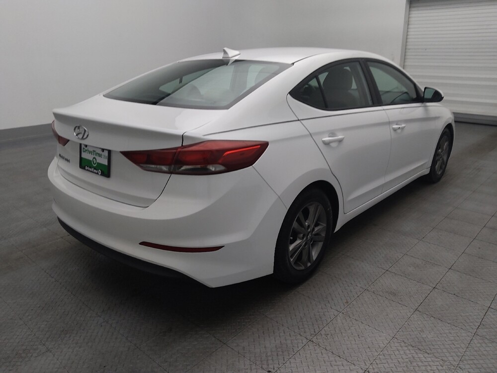 2017 Hyundai Elantra in Hialeah, FL 33014 - 18098643 9