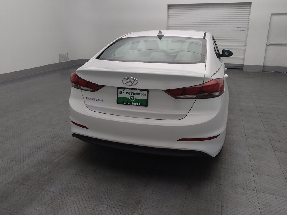 2017 Hyundai Elantra in Hialeah, FL 33014 - 18098643 7