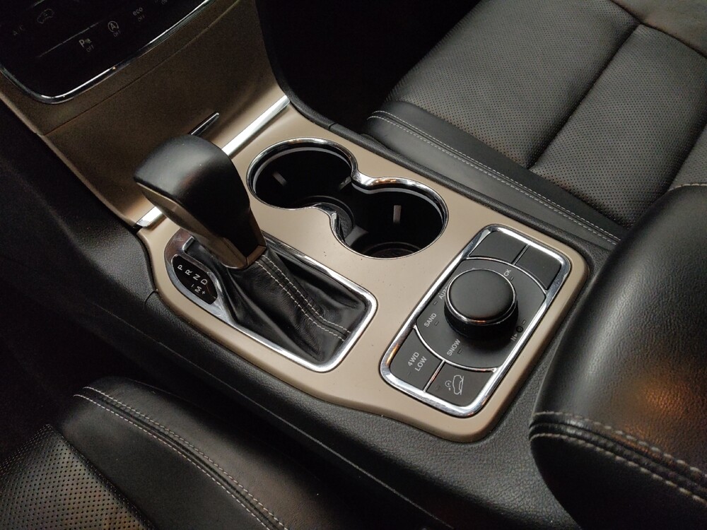 2017 Jeep Grand Cherokee in Indianapolis, IN 46222 - 18098650 25