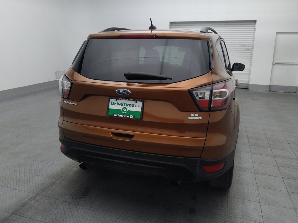 2017 Ford Escape in Jacksonville, FL 32210 - 18098664 7