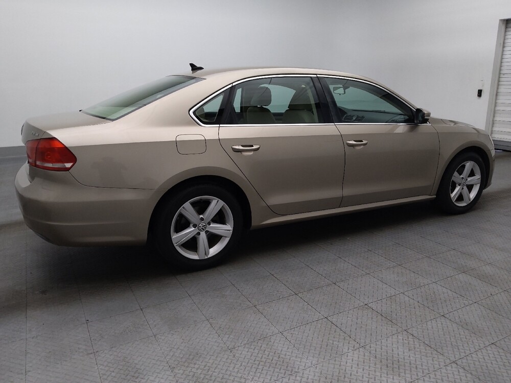 2015 Volkswagen Passat in Ocala, FL 34471 - 18098665 10