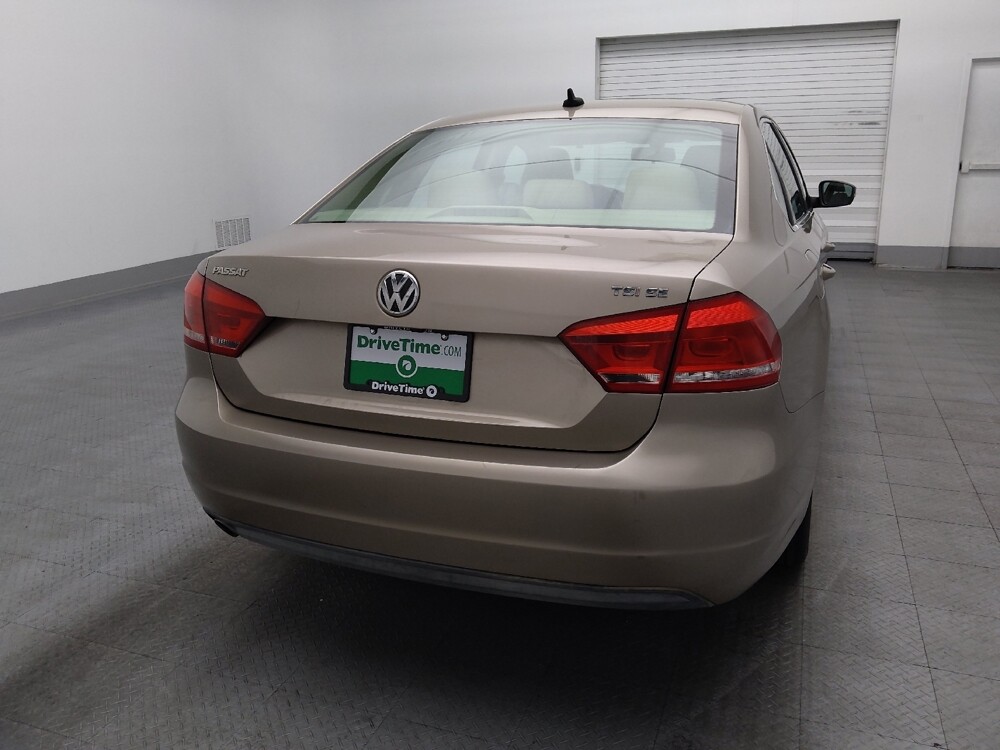2015 Volkswagen Passat in Ocala, FL 34471 - 18098665 7