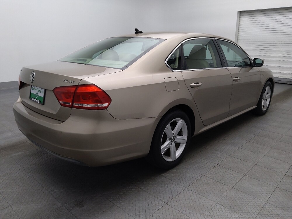 2015 Volkswagen Passat in Ocala, FL 34471 - 18098665 9