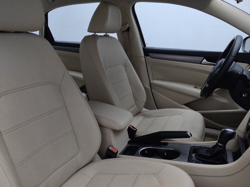 2015 Volkswagen Passat in Ocala, FL 34471 - 18098665 21