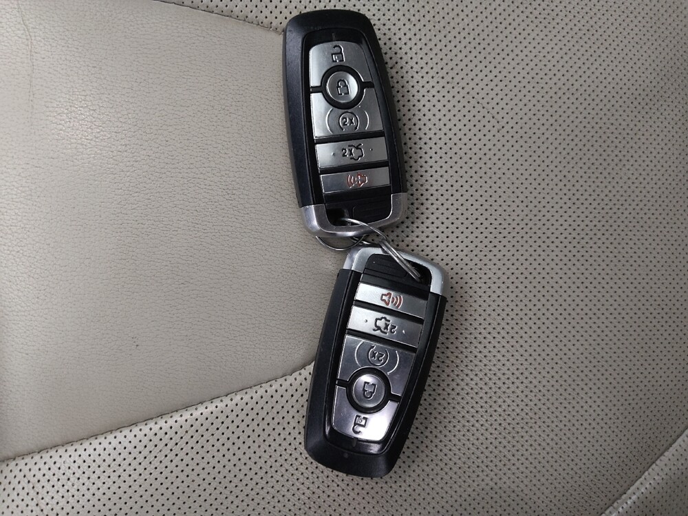 2017 Ford Fusion in St. Louis, MO 63136 - 18098669 32