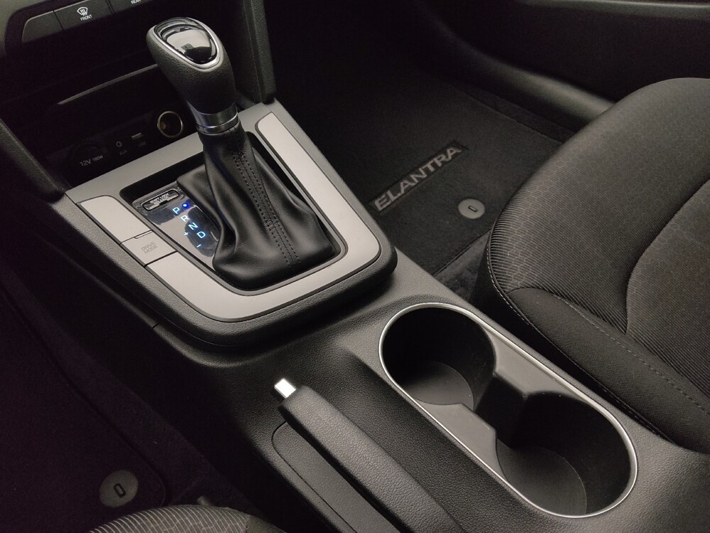 2018 Hyundai Elantra in Independence, MO 64055 - 18098673 26