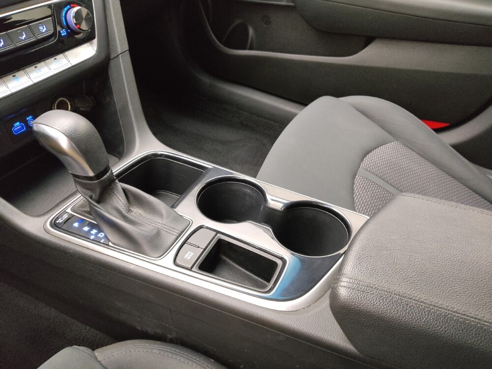 2019 Hyundai Sonata in Independence, MO 64055 - 18098674 26