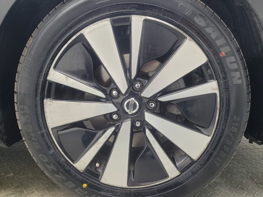 2019 Nissan Altima in Indianapolis, IN 46222 - 18098675 31