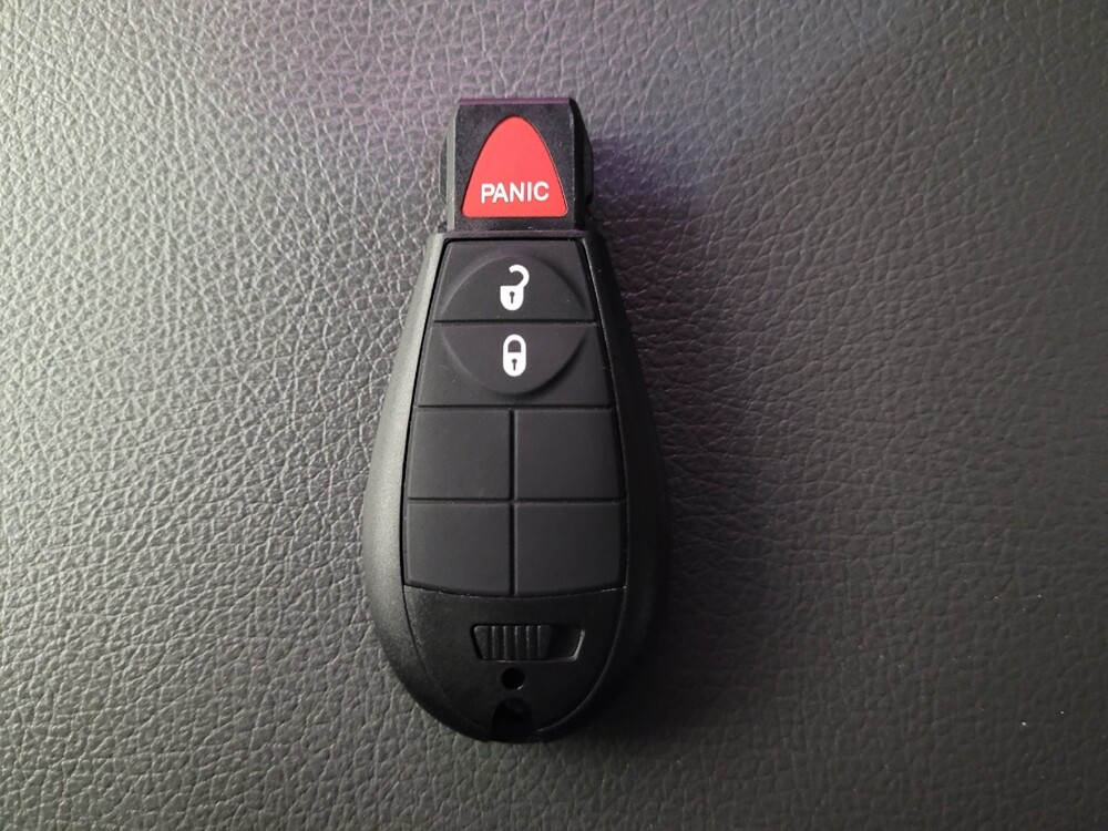 2019 RAM 1500 in Bakersfield, CA 93309 - 18098676 32