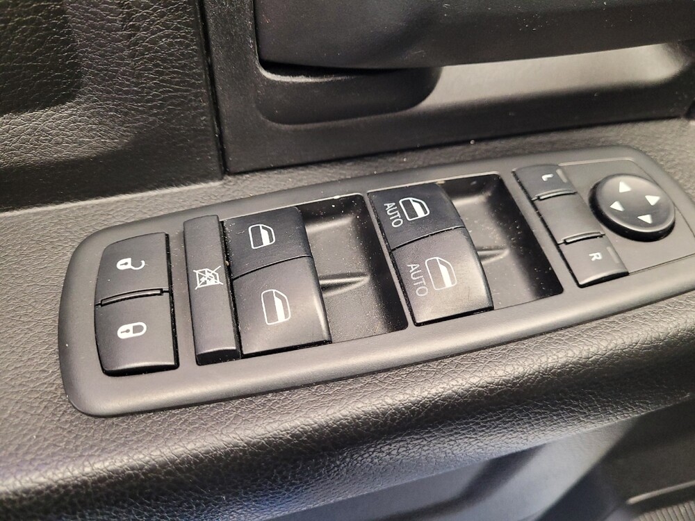 2019 RAM 1500 in Bakersfield, CA 93309 - 18098676 27