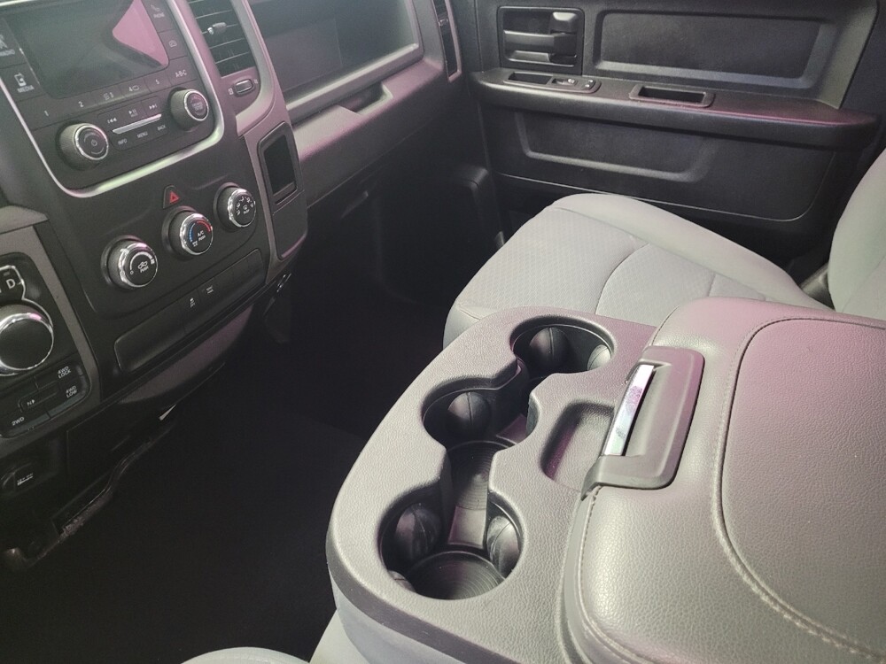 2019 RAM 1500 in Bakersfield, CA 93309 - 18098676 26