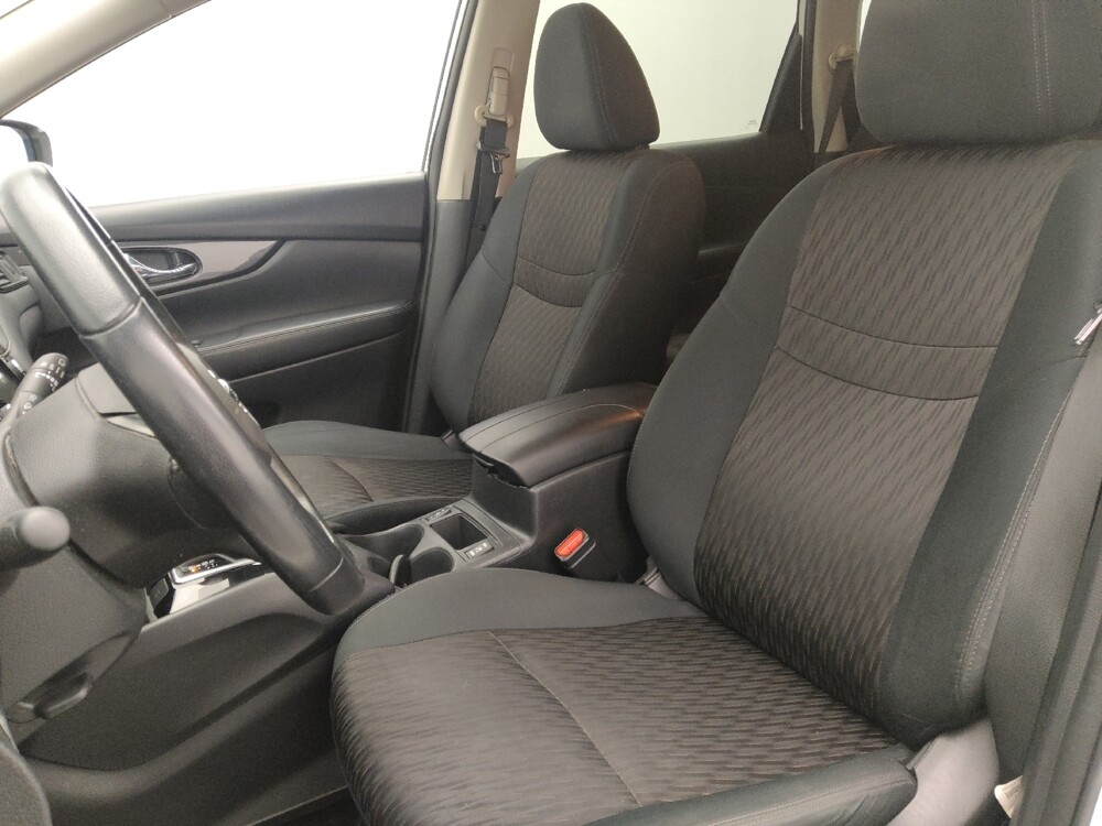 2018 Nissan Rogue in Gainesville, FL 32609 - 18098677 17