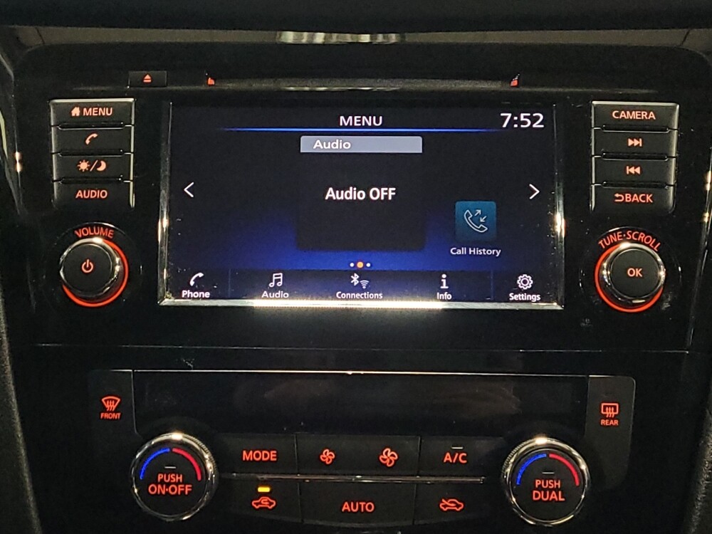 2018 Nissan Rogue in Gainesville, FL 32609 - 18098677 25