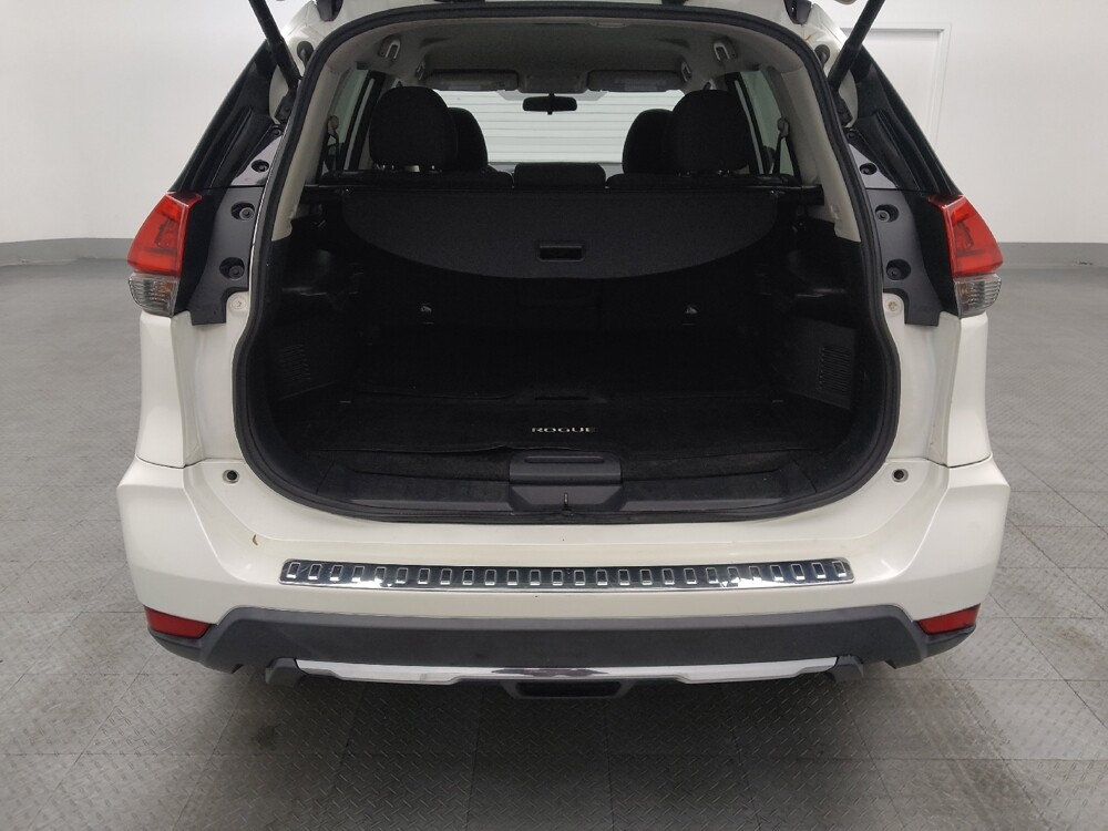 2018 Nissan Rogue in Gainesville, FL 32609 - 18098677 29