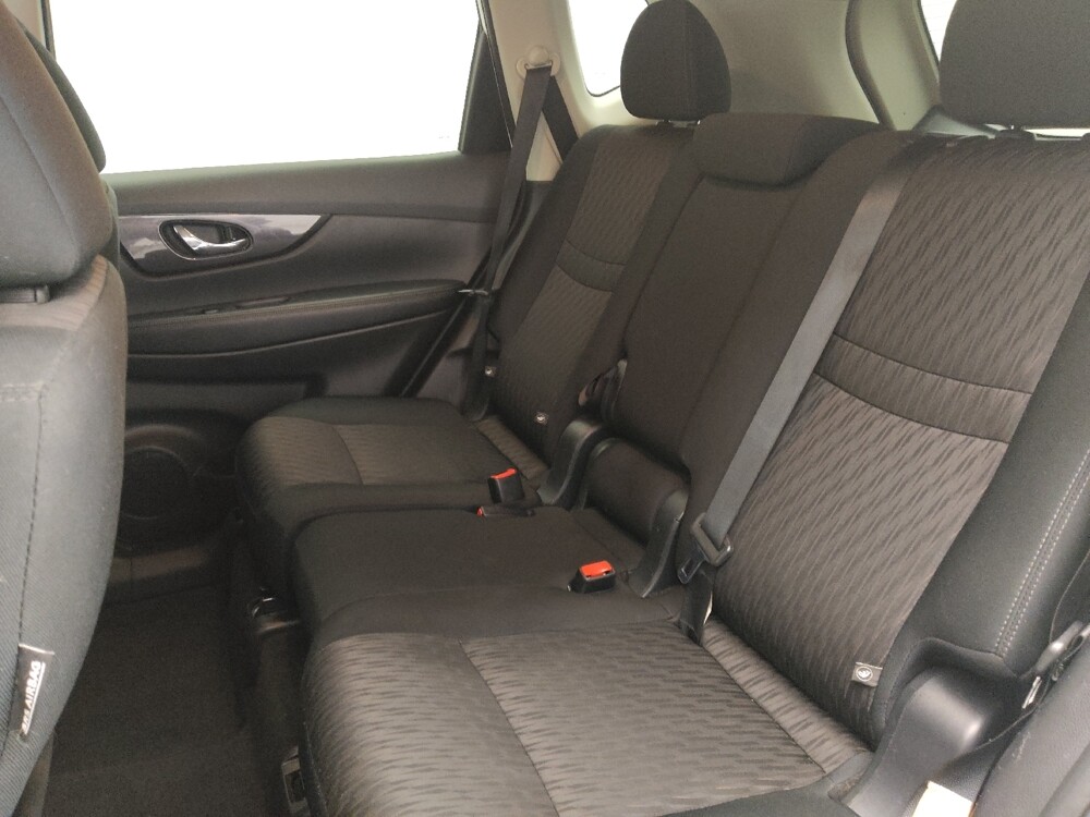 2018 Nissan Rogue in Gainesville, FL 32609 - 18098677 18