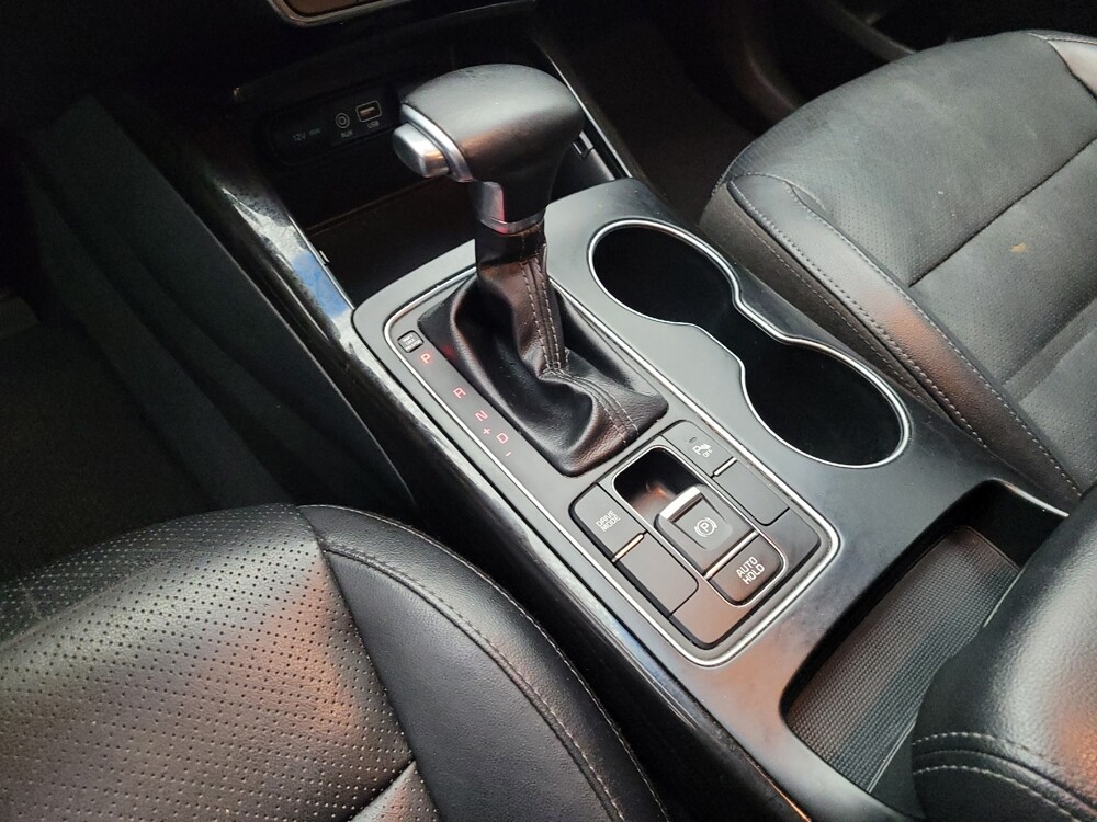 2019 Kia Sorento in Jacksonville, FL 32210 - 18098680 26