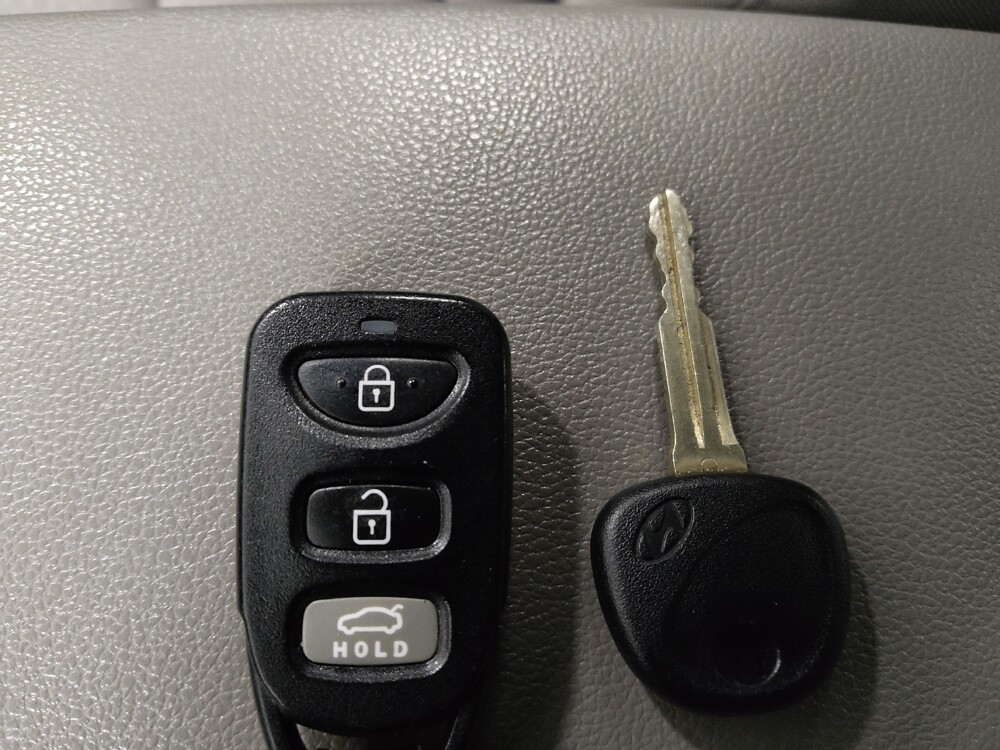 2019 Hyundai Elantra in Marietta, GA 30062 - 18098681 32