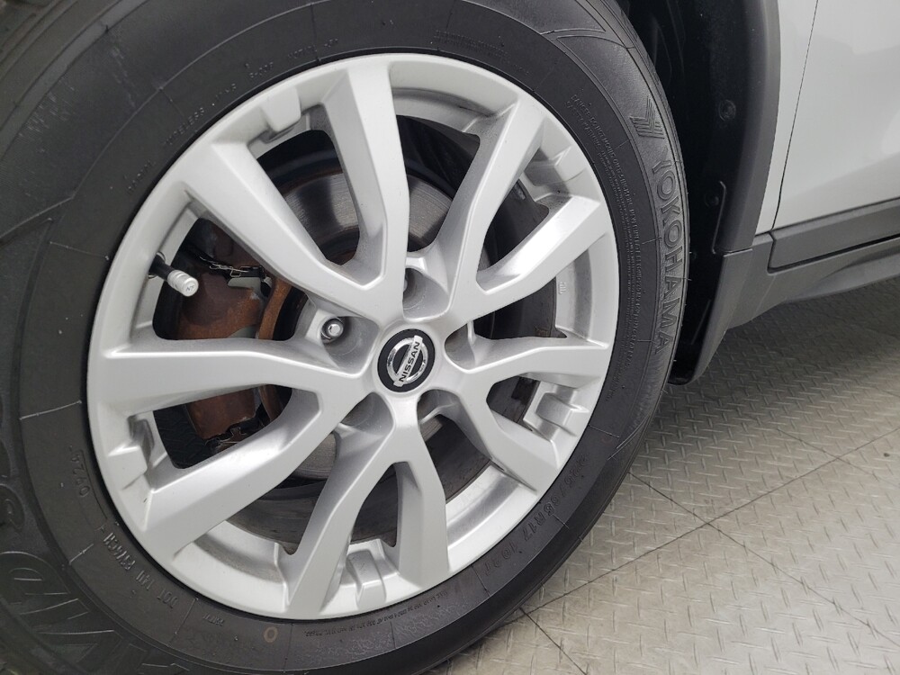 2018 Nissan Rogue in Hialeah, FL 33014 - 18098684 31