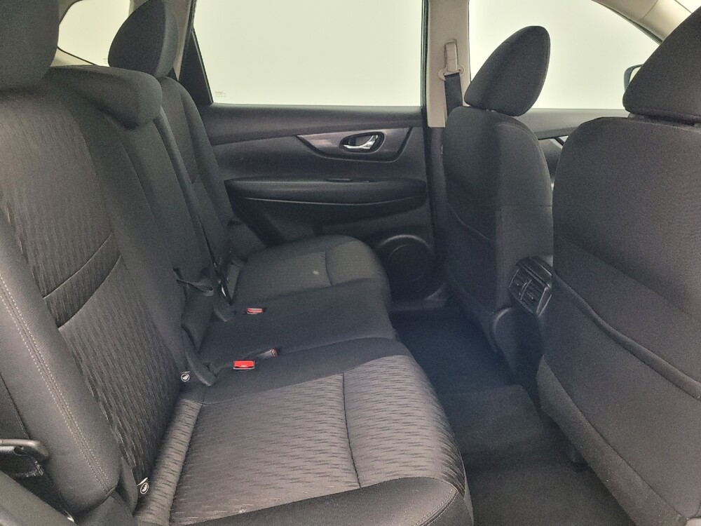 2018 Nissan Rogue in Hialeah, FL 33014 - 18098684 19