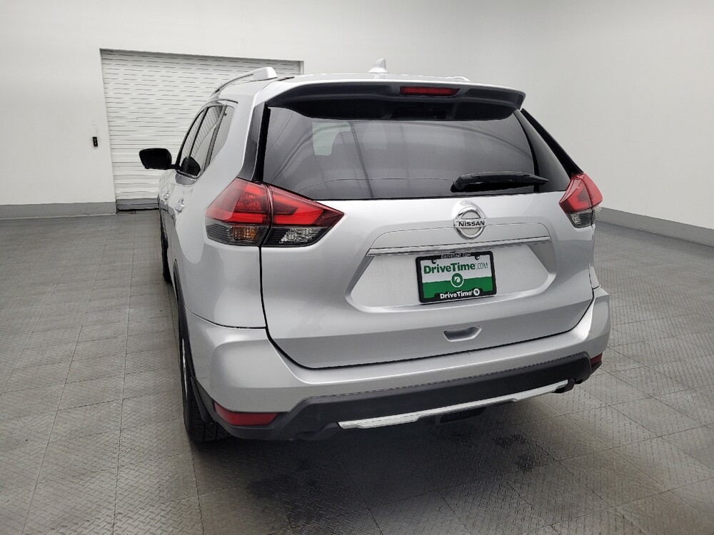 2018 Nissan Rogue in Hialeah, FL 33014 - 18098684 6