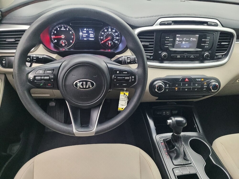 2017 Kia Sorento in Pensacola, FL 32505 - 18098690 22
