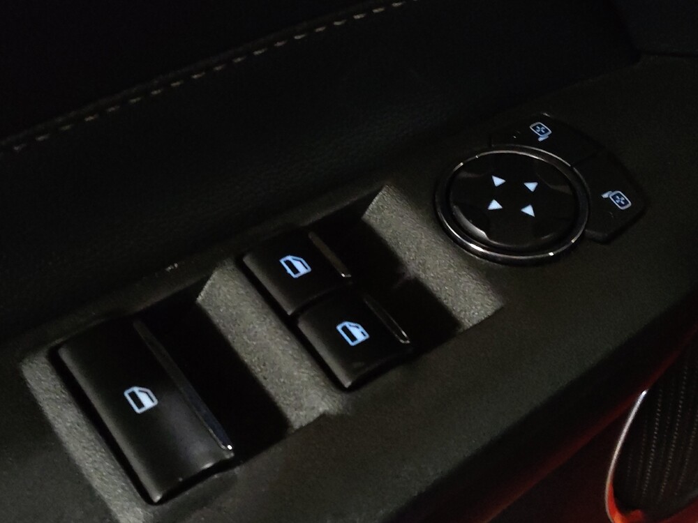 2017 Ford Mustang in Gainesville, FL 32609 - 18098695 27