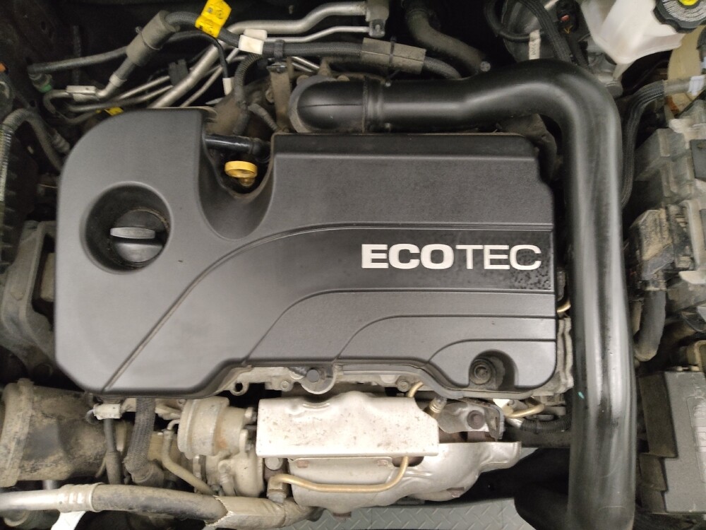 2021 Chevrolet Equinox in Lakewood, CO 80215 - 18098699 30