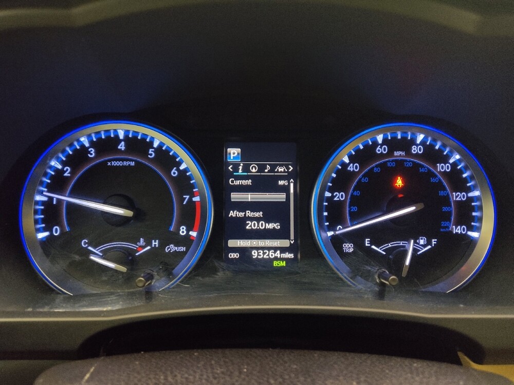 2018 Toyota Highlander in Colorado Springs, CO 80909 - 18098700 23