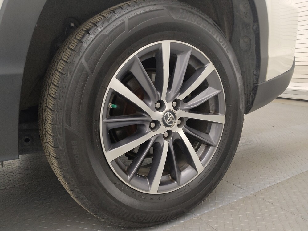 2018 Toyota Highlander in Colorado Springs, CO 80909 - 18098700 31