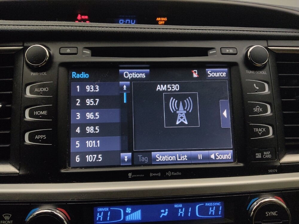 2018 Toyota Highlander in Colorado Springs, CO 80909 - 18098700 25