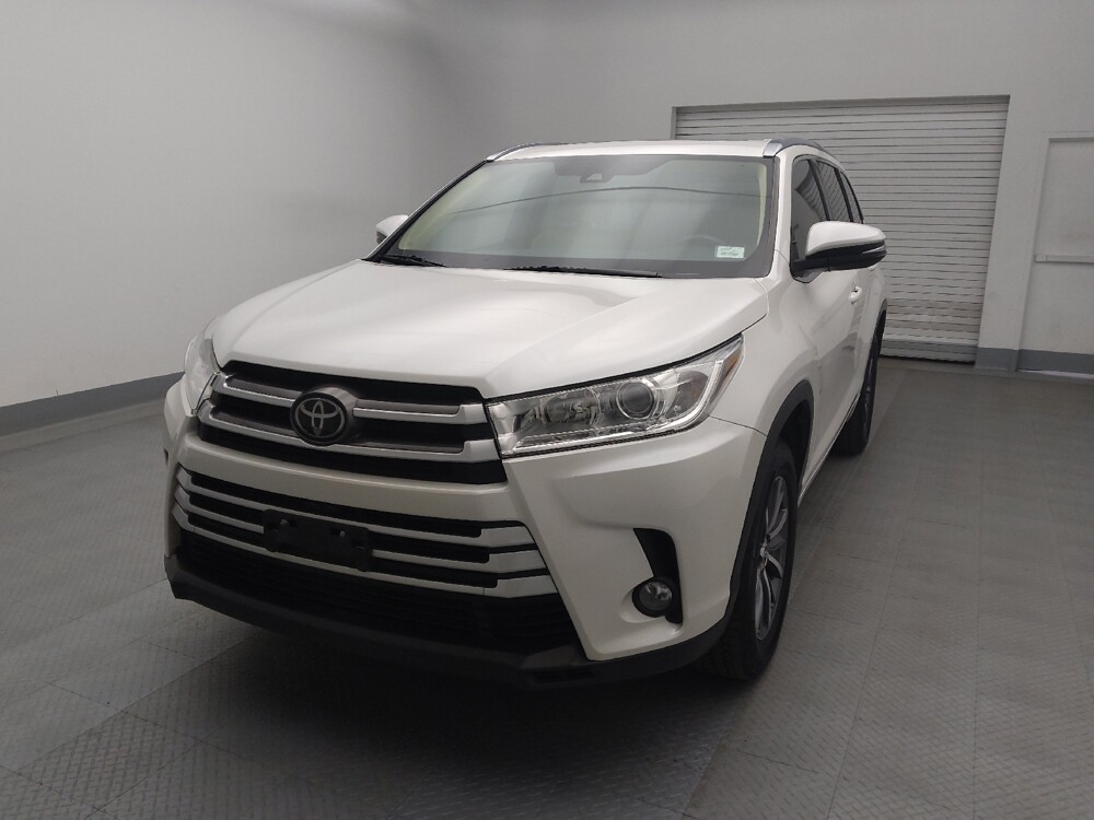 2018 Toyota Highlander in Colorado Springs, CO 80909 - 18098700 15