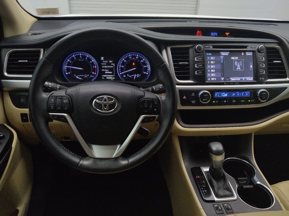 2018 Toyota Highlander in Colorado Springs, CO 80909 - 18098700 22