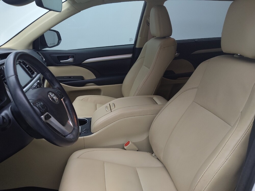 2018 Toyota Highlander in Colorado Springs, CO 80909 - 18098700 17