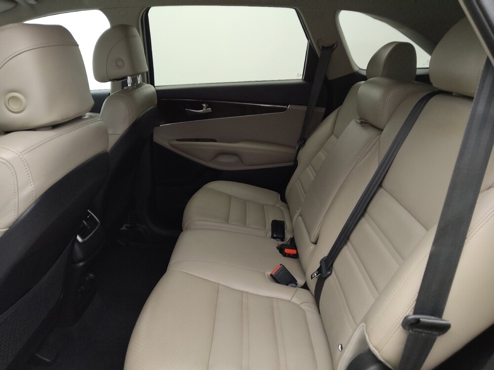 2017 Kia Sorento in Lakewood, CO 80215 - 18098701 18