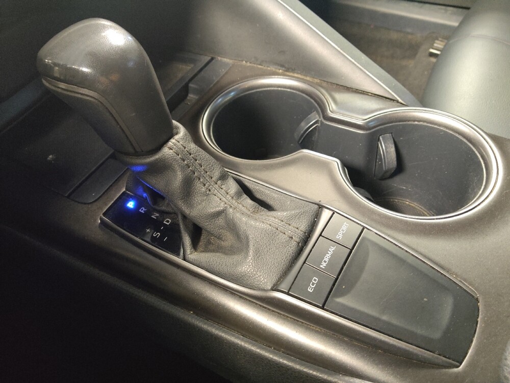 2022 Toyota Camry in Live Oak, TX 78233 - 18098708 26