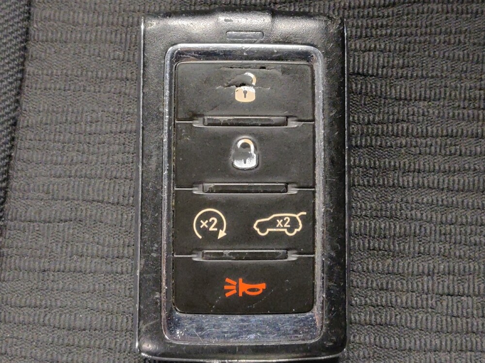 2022 Jeep Grand Cherokee L in Baton Rouge, LA 70816 - 18098710 32