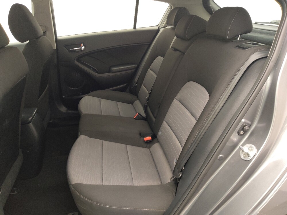 2016 Kia Forte in Live Oak, TX 78233 - 18098711 18