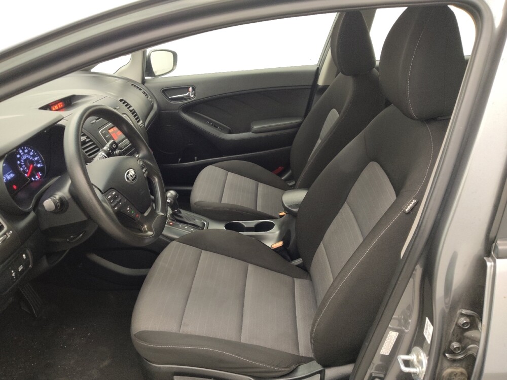 2016 Kia Forte in Live Oak, TX 78233 - 18098711 17
