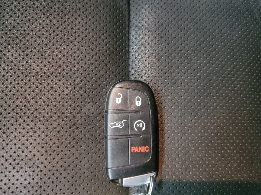 2019 Jeep Grand Cherokee in Ft Wayne, IN 46805 - 18098714 32